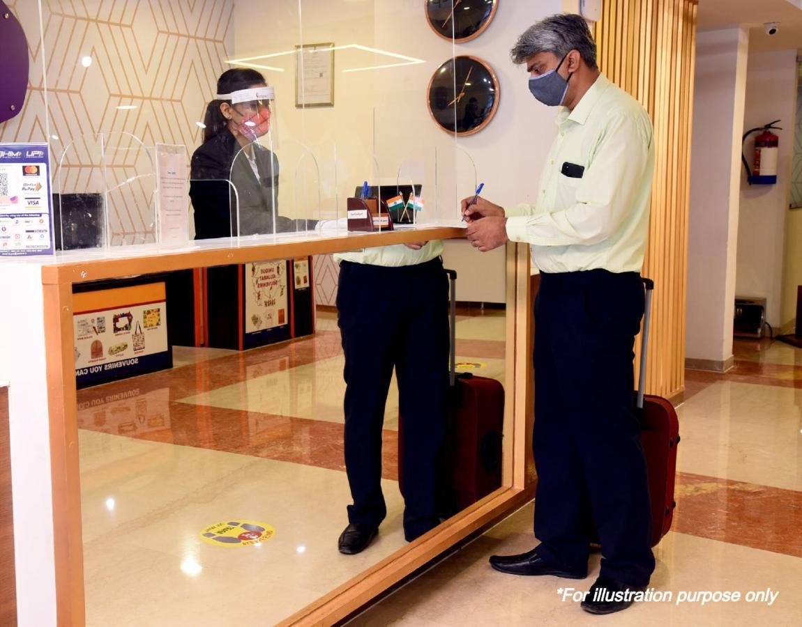 Oyo Flagship 79289 Hotel Grand Keshav 가지아바드 외부 사진