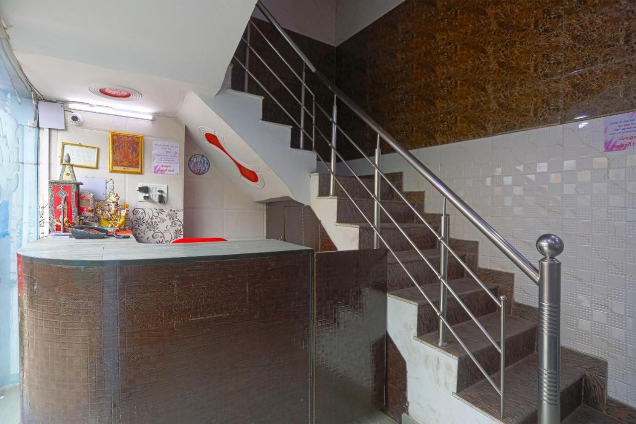 Oyo Flagship 79289 Hotel Grand Keshav 가지아바드 외부 사진
